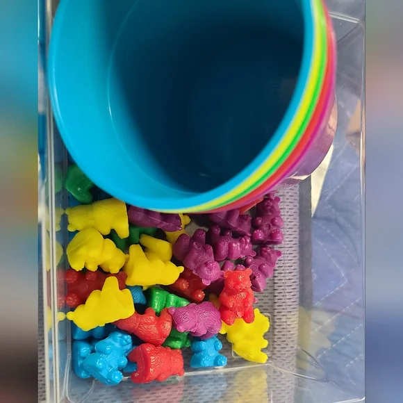 Counting bears sorting game - Picture 3 of 5